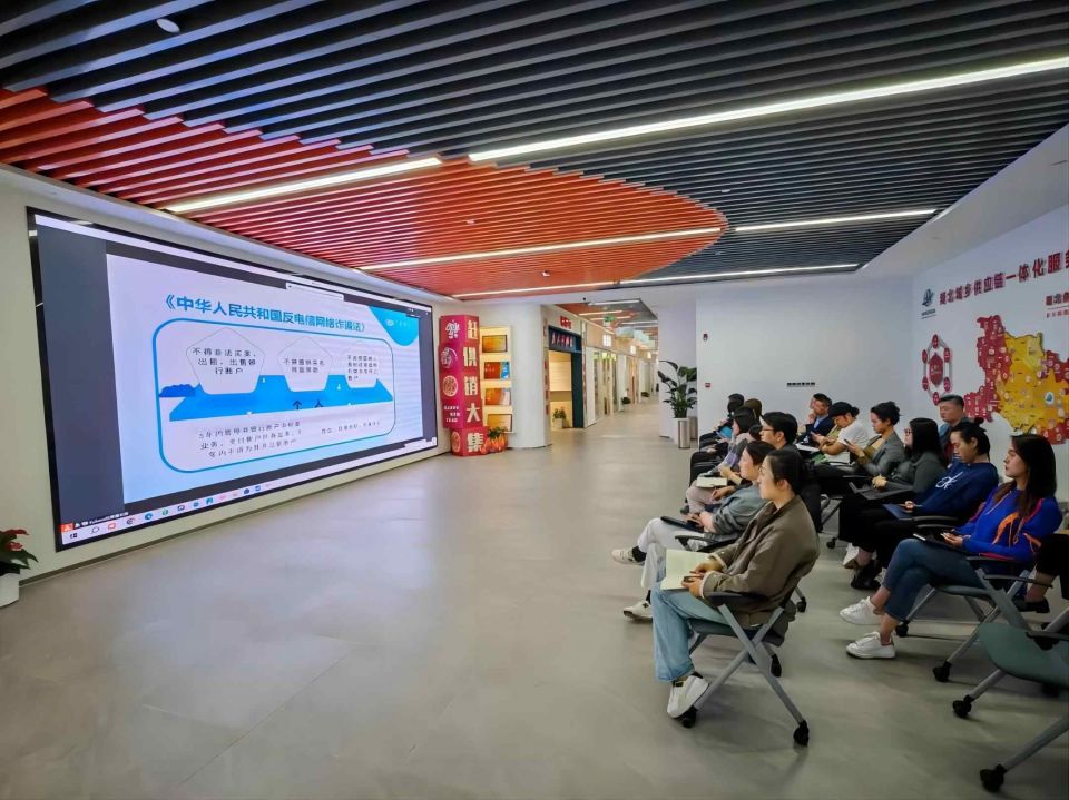 j9�����λ���Ϸ�й��ٷ���վ-������Ϸ��ӪƷ��